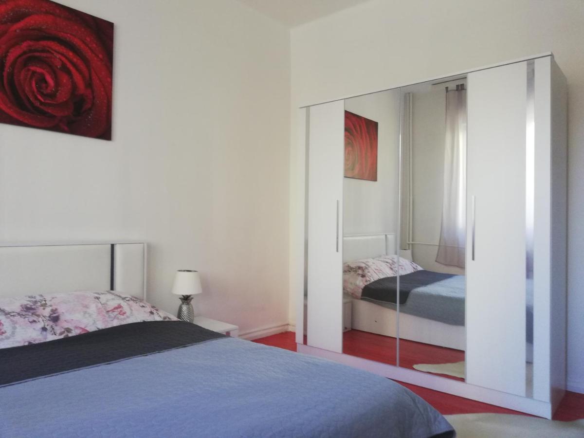 Center Cozy And Spacious * Sofia