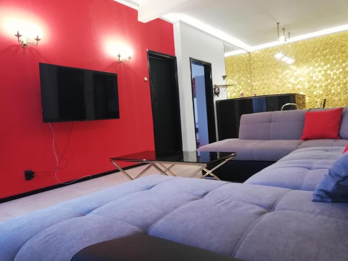 Center Cozy And Spacious Apartment