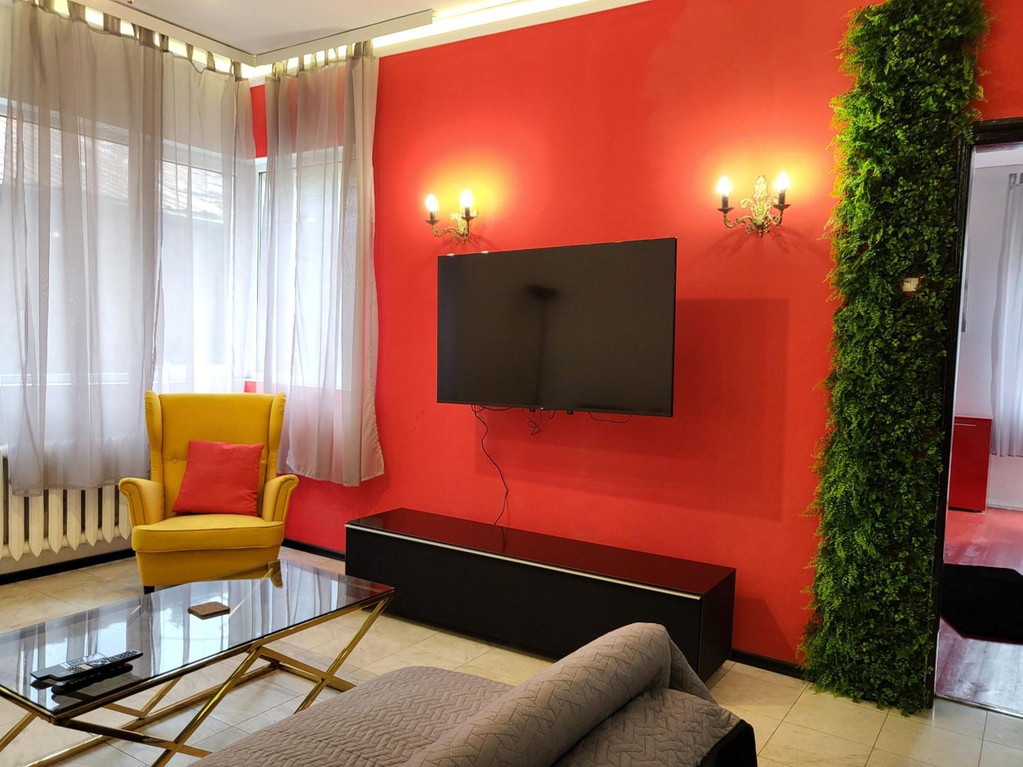 Apartment Center Cozy And Spacious *